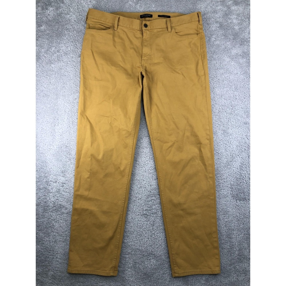 Banana Republic Pants Men 40x32 (Tag 40x34) Yellow Traveler Athletic Tapered Fit